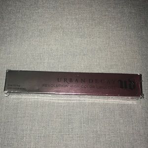 UD Revolution High-Color Lipgloss
